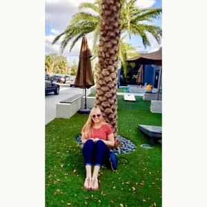 Meet your Posher, Anna